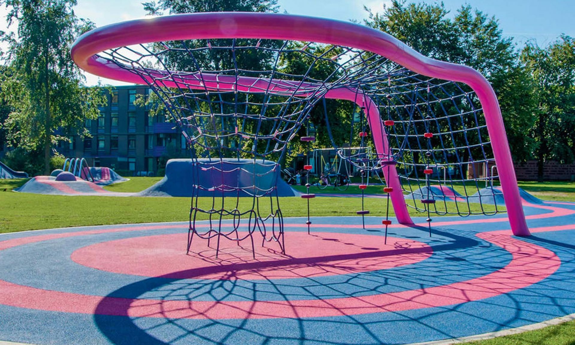 cropped-playsculptures-loops-corocord-1920x1312-1-1.jpg